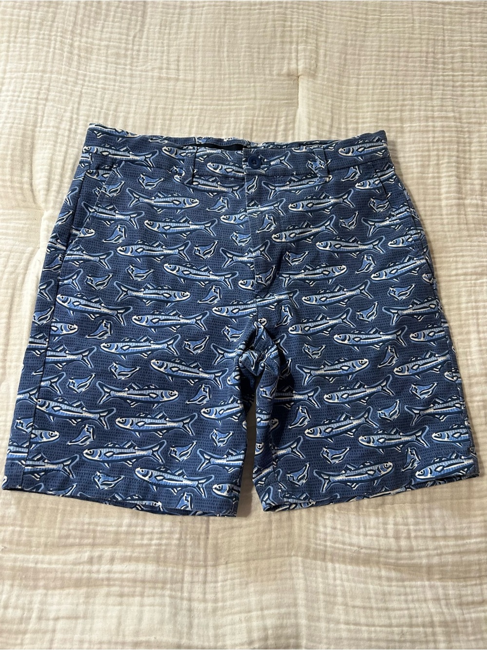 Vineyard Vines 30 Fish Sardines Breaker Shorts